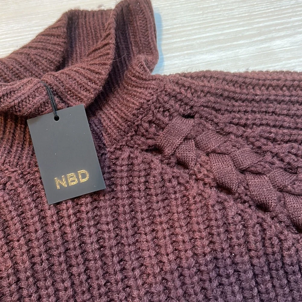 Revolve Brand NBD Tori laced Sweater size XS in Chocolate - Picture 4 of 5